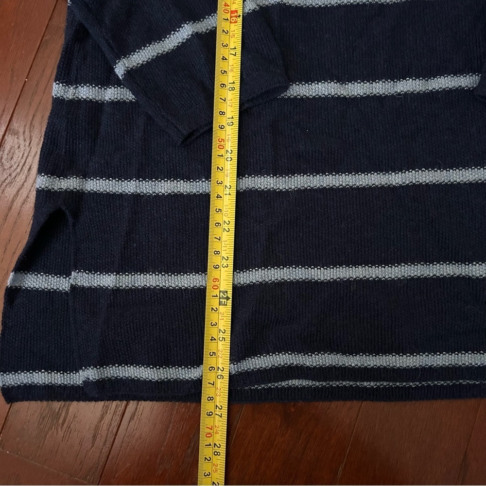 Eileen Fisher Women's Navy Striped Boat Neck Pullover Sweater Size XS wool blend - Picture 4 of 9
